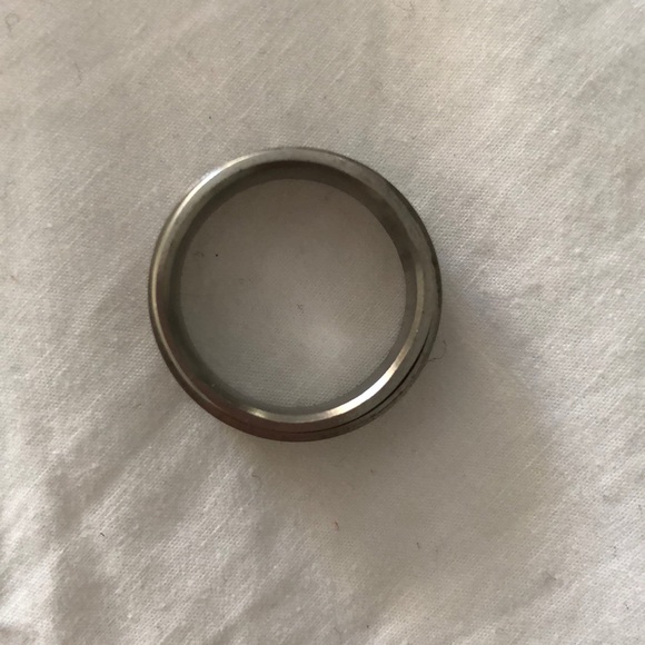 Stainless Steal Fidget Spinner Ring - Picture 3 of 4